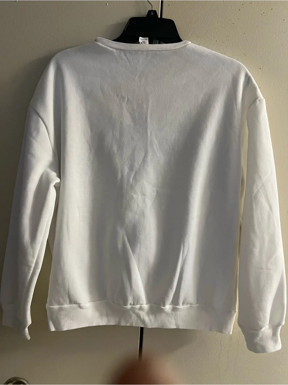 SHEIN White Crewneck Sweatshirt with Black and Red 'California 1992' Graphic